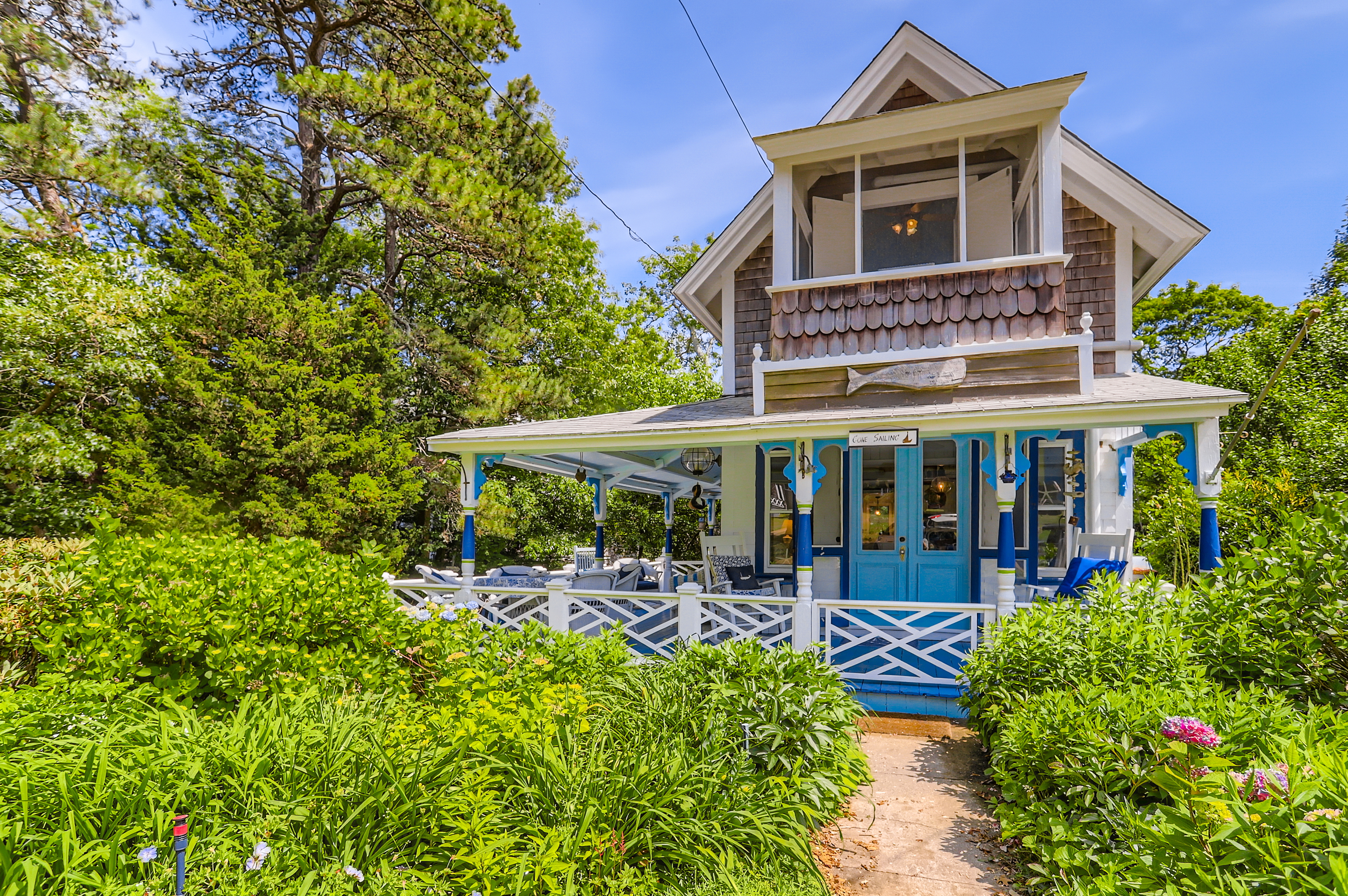 Oak Bluffs cottage style