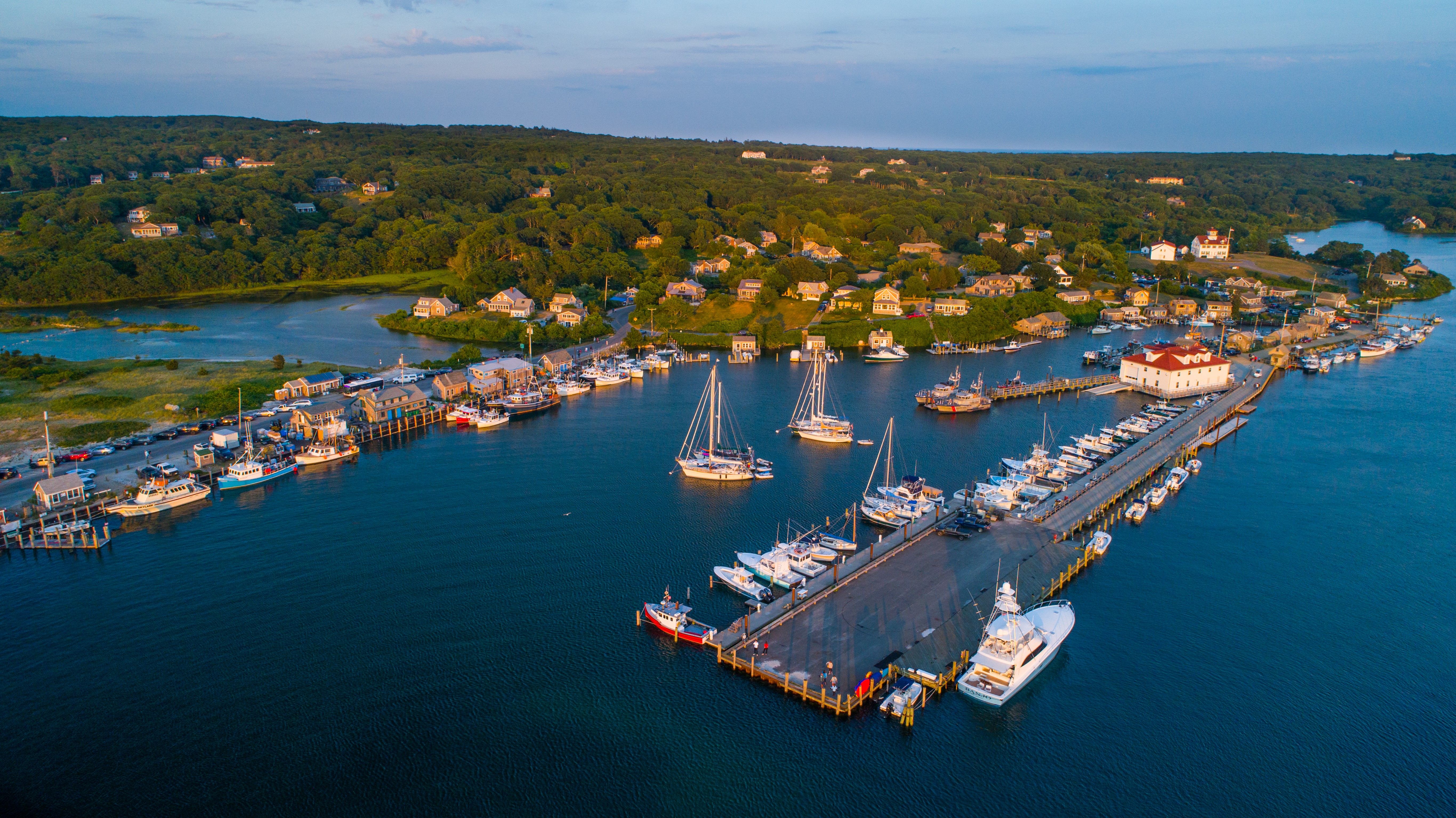 menemsha harbor