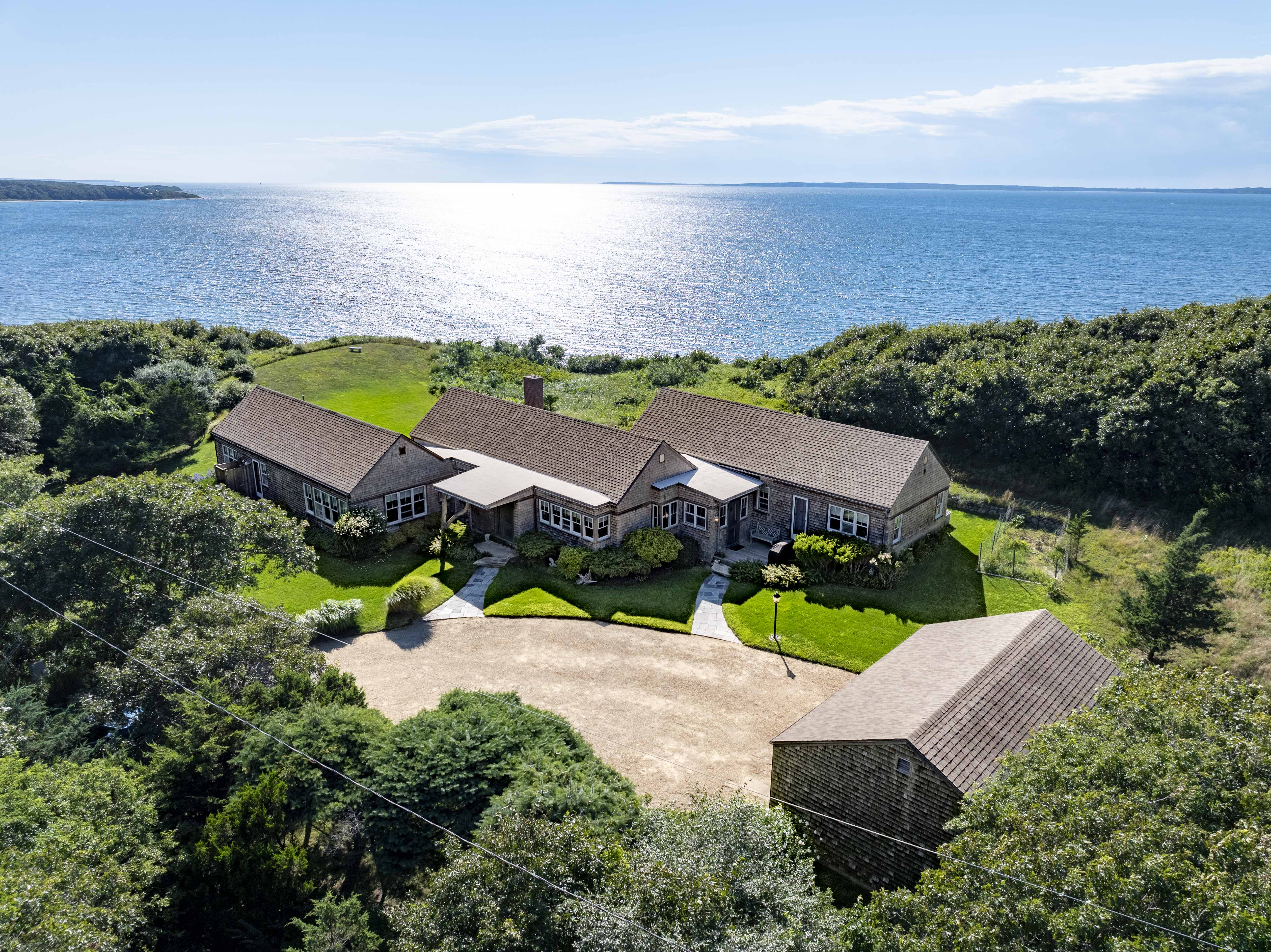 waterfront property martha's vineyard