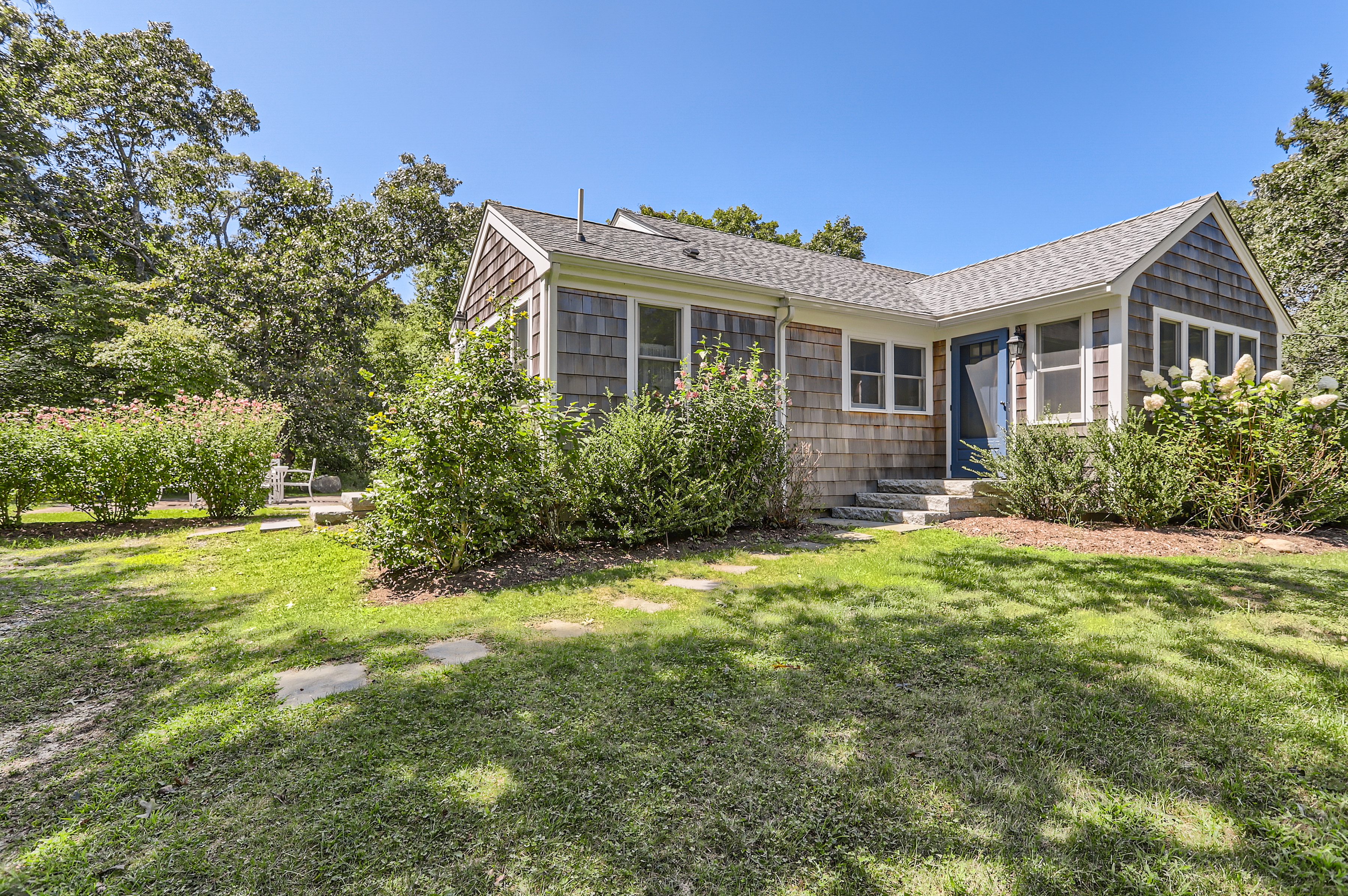 menemsha cottage