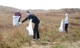 Vineyard Conservation Society, beach clean up, earth day